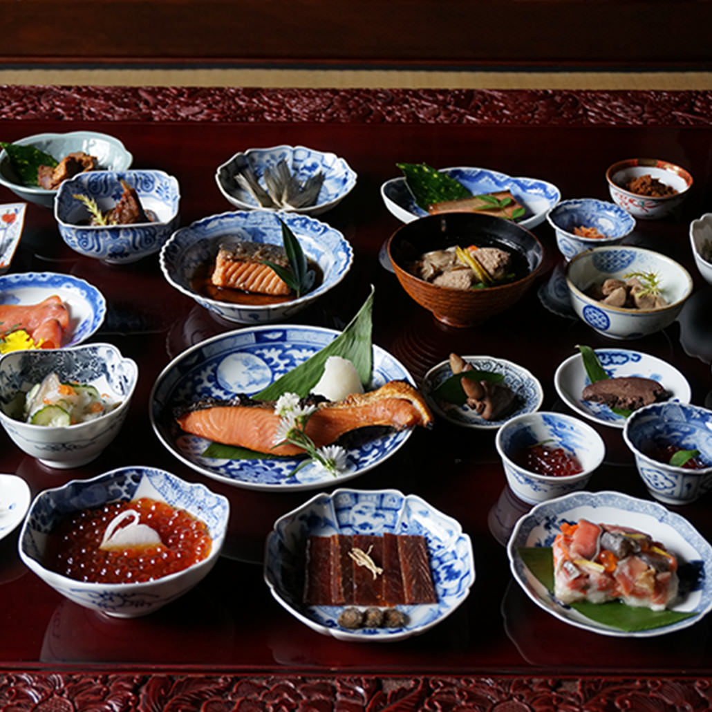 【写真】お祭りを飾る家庭の自慢の鮭料理